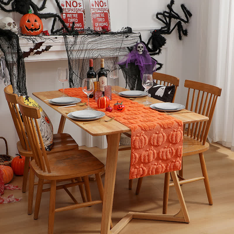 Taillod Halloween Pumpkin Quilted 3D Table Runner