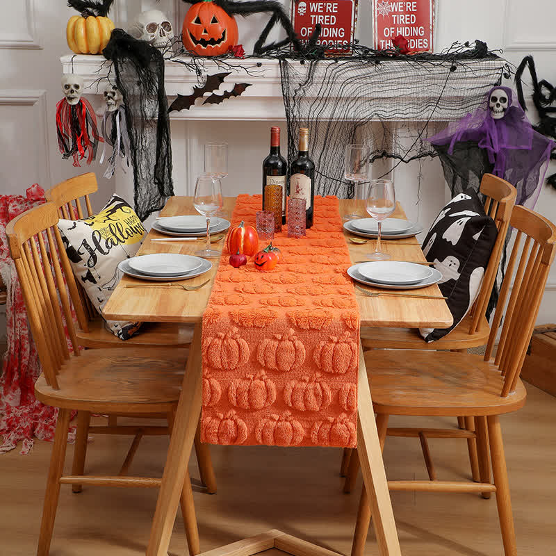 Taillod Halloween Pumpkin Quilted 3D Table Runner