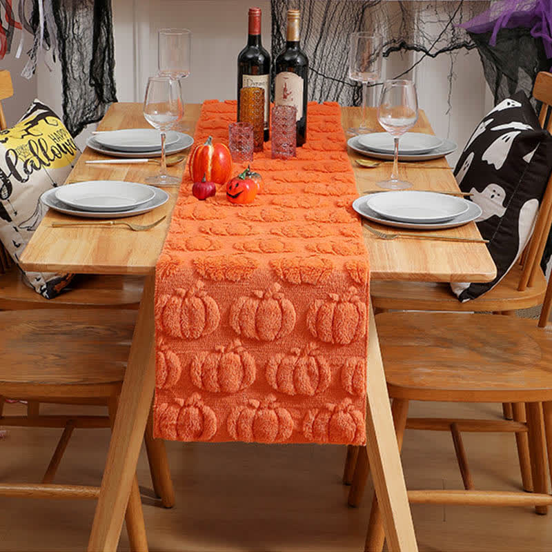 Taillod Halloween Pumpkin Quilted 3D Table Runner